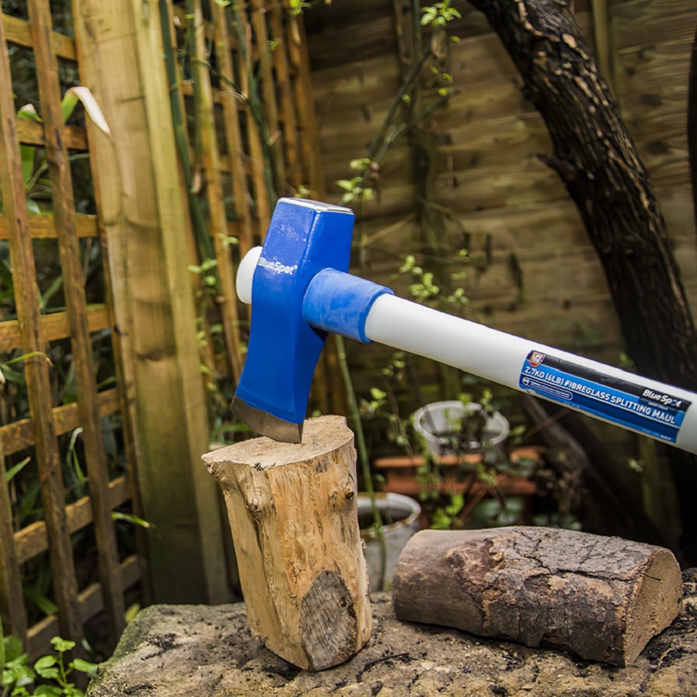 Splitting maul axe with a blue fibreglass handle and metal head.