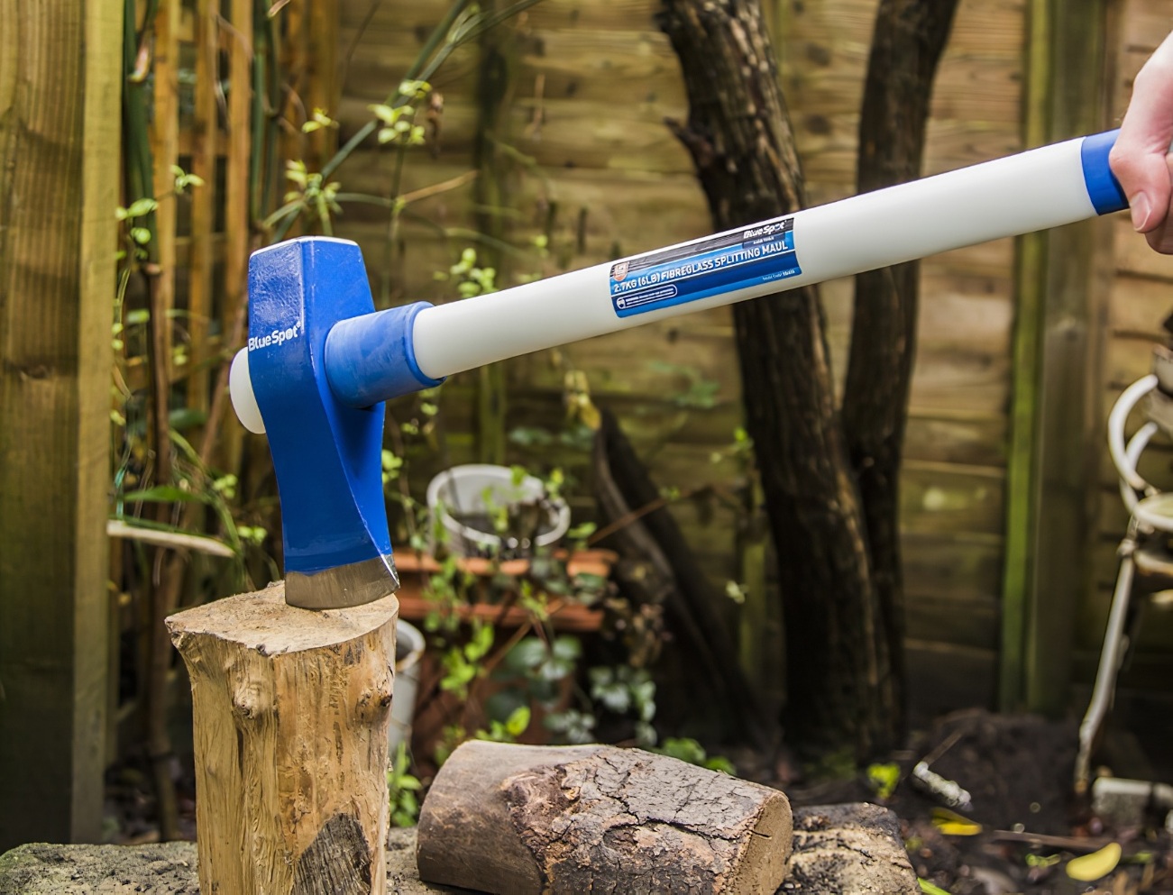 blue-spot-tools-wood-log-splitting-maul-axe-6lb-fibreglass-26610-bluespot-5-demo