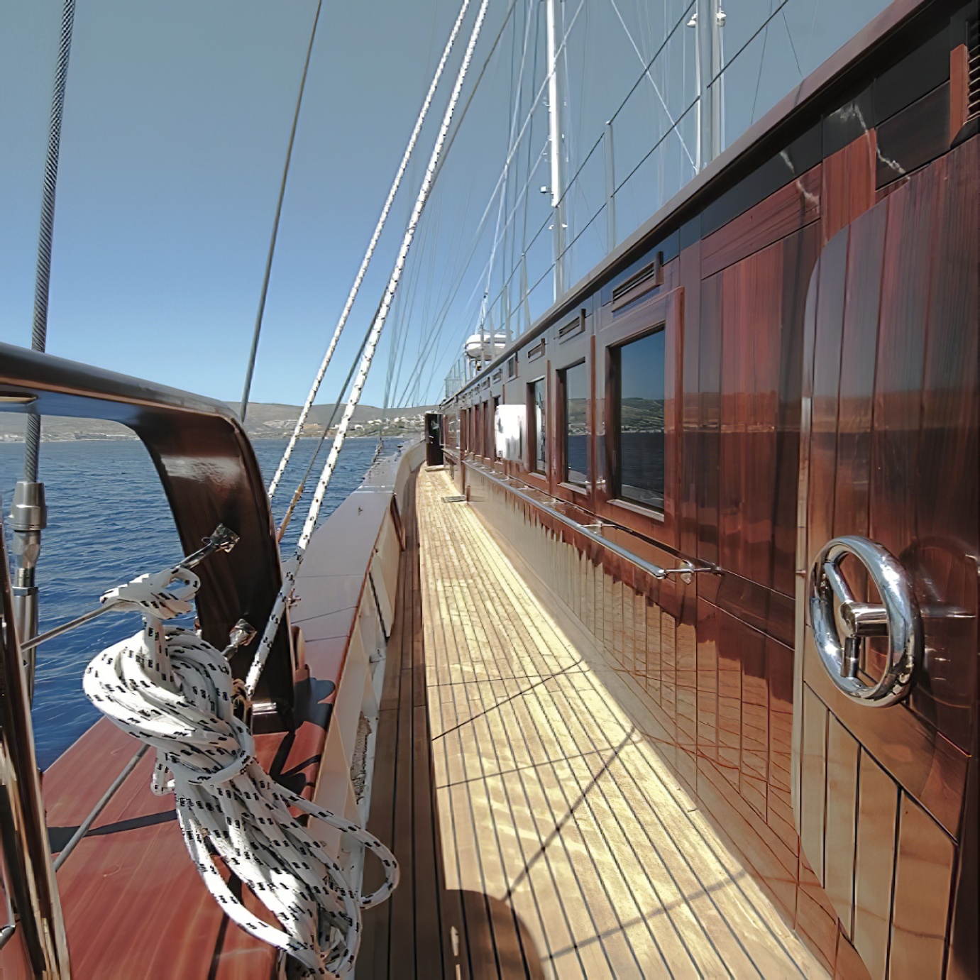 High gloss finish on yacht woodwork with Owatrol D2 Deks Olje varnish.