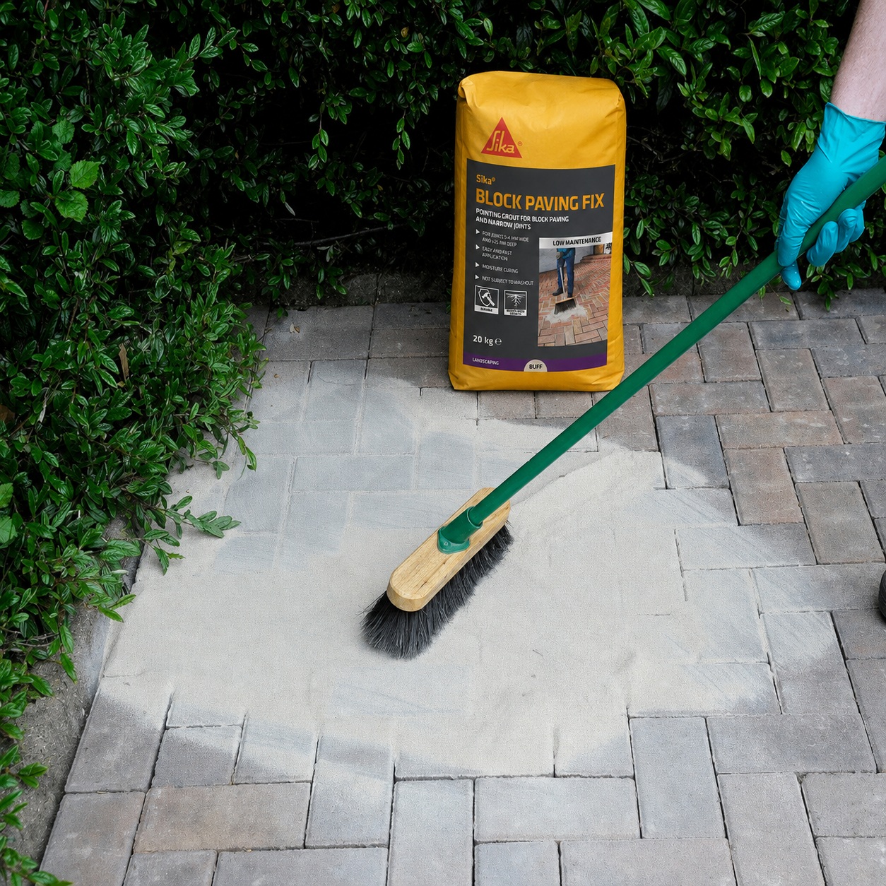 Sika Setting Sand Block Paving Fix 20 kg Buff Bag 879940 Application