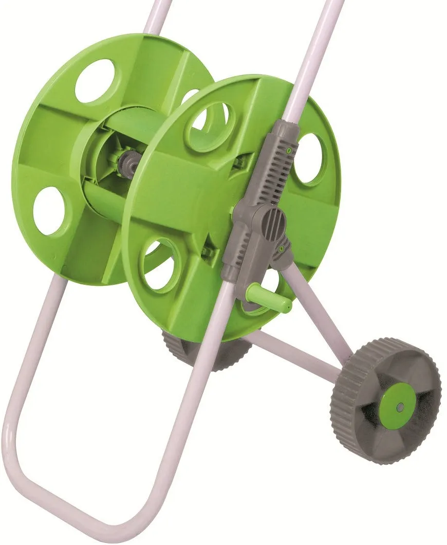 Silverline Wheeled Standing Garden Hose Pipe Reel 45M 686867 1 Path and Patio Silverline Wheeled Standing Hose Pipe Reel for Easy Watering (686867)