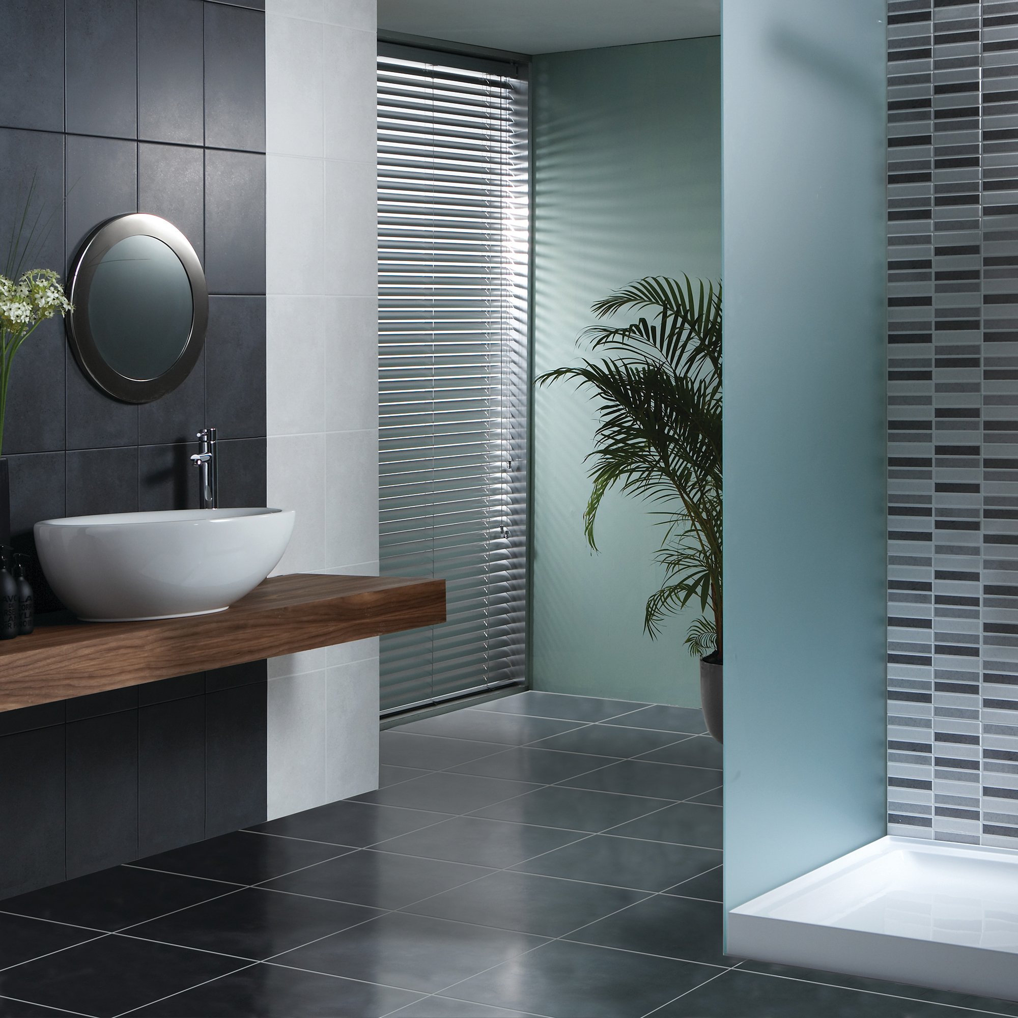 everbuild-705-rapid-set-internal-external-tile-adhesive-bathroom.jpg