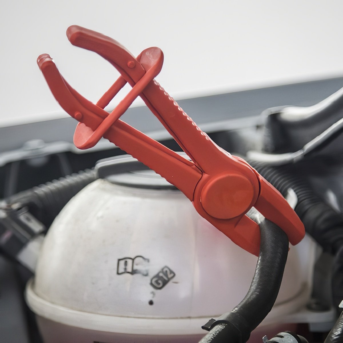 blue-spot-tools-car-radiator-hose-compression-clamp-pliers-07931-bluespot-8-demo-2.jpg