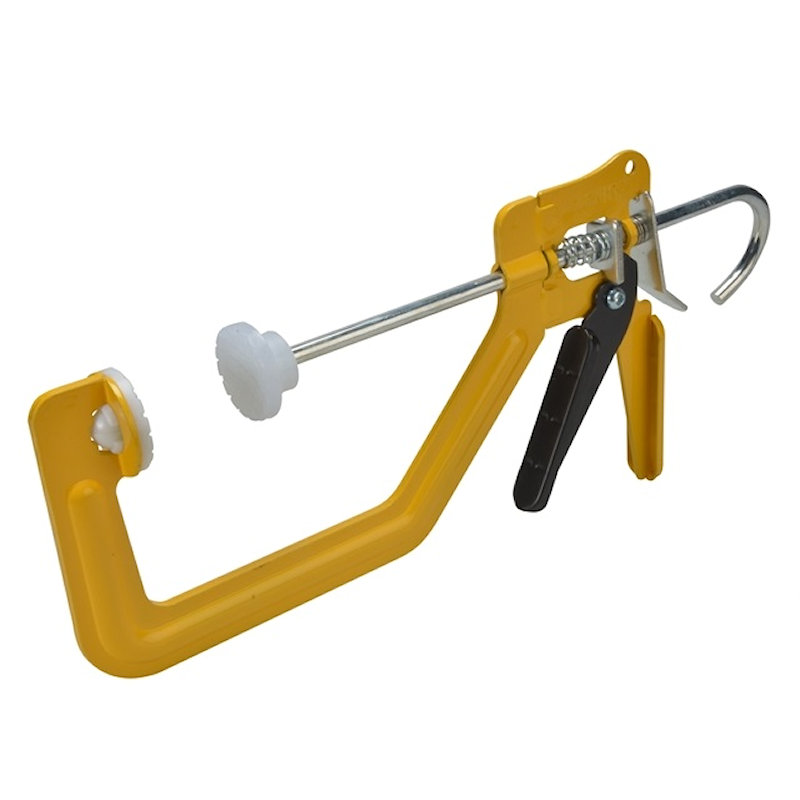 roughneck-one-handed-ratchet-g-clamp-150mm-38-010-view-1.jpg