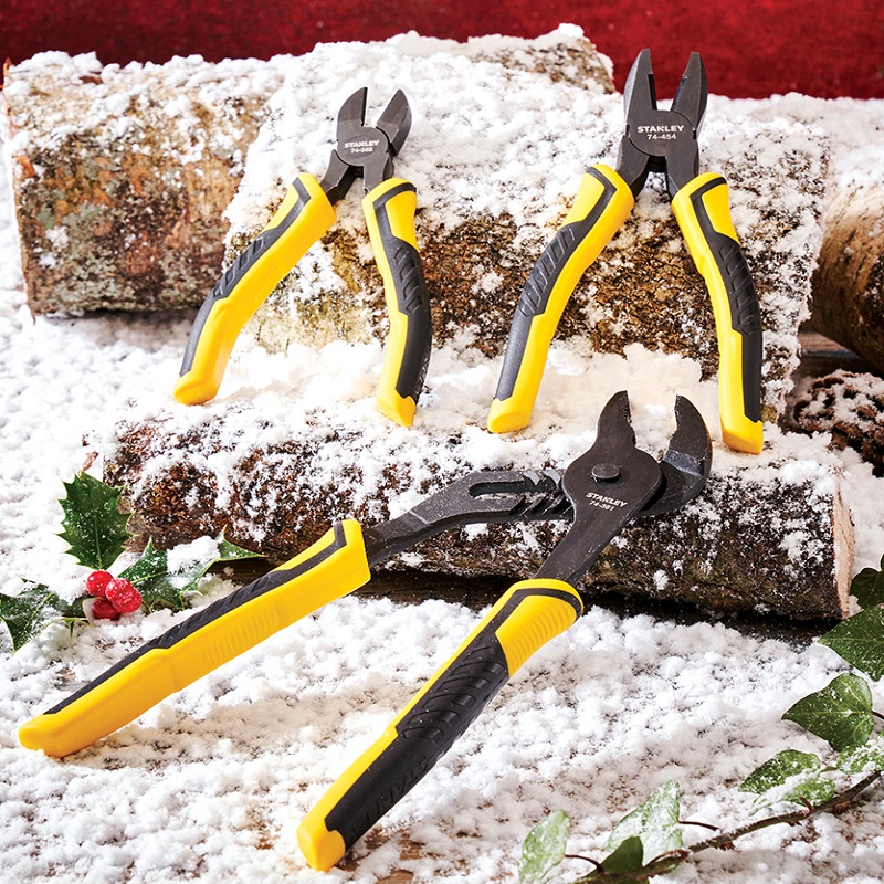 stanley-dynagrip-3-piece-mixed-plier-set-xms22plier3-demonstration.jpg