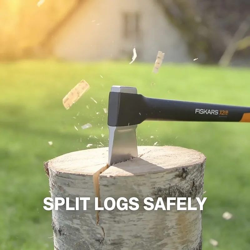 How to Safely Split Logs with an Axe How to Safely Split Logs with an Axe